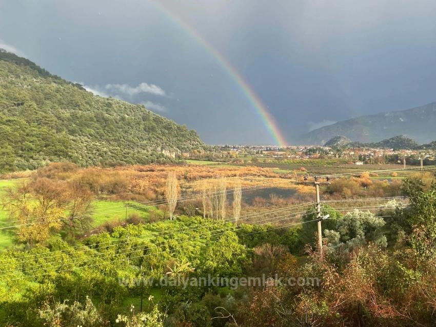 Ackerland Zum Verkauf Im Dorf Çandır, Gegenüber Von Dalyan.