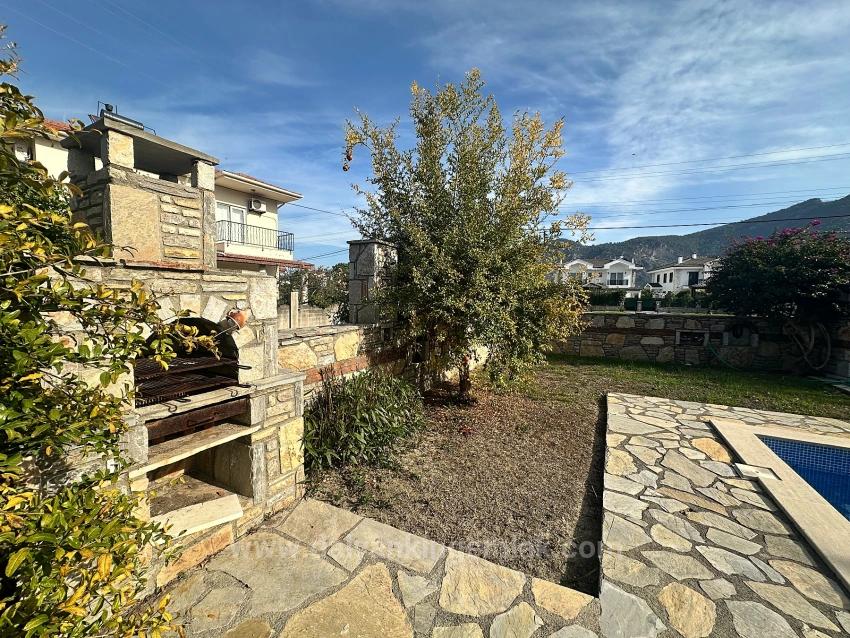 Metinler, Villa Mit Vier Schlafzimmern In Dalyan – Wo Komfort, Licht Und Die Ruhe Der Berge Aufeinandertreffen