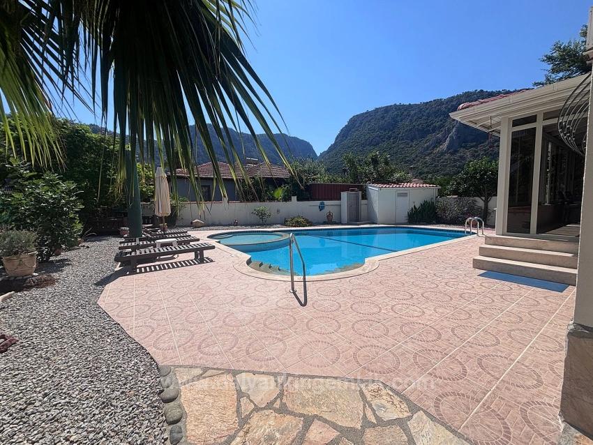 Ein Friedlicher Rückzugsort Inmitten Der Natur – Freistehende Villa In Dalyan Okçular Marmarlı