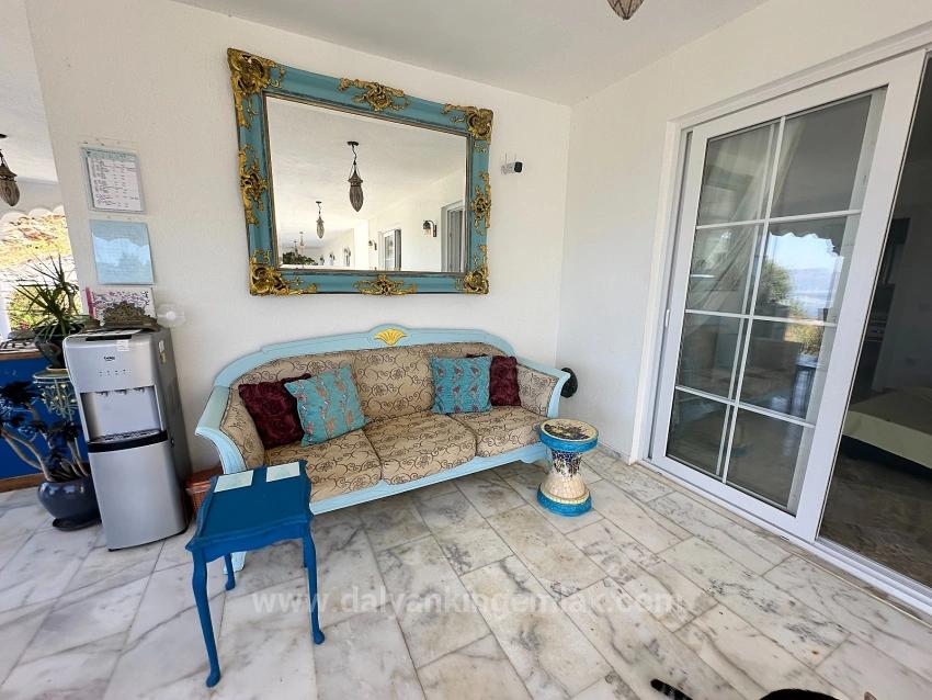 Luxuriöse 7-Zimmer-Villa Mit Unvergleichlichem Meerblick In Gökbel – Prestigeträchtiges Anwesen Auf Einem 5.000 M² Großen Grundstück