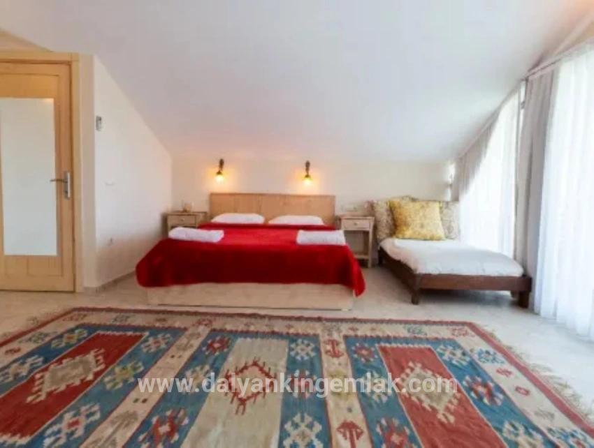 3+1-Zimmer Villa Zu verkaufen in Gökbel Bz. Ortaca - 909 m²