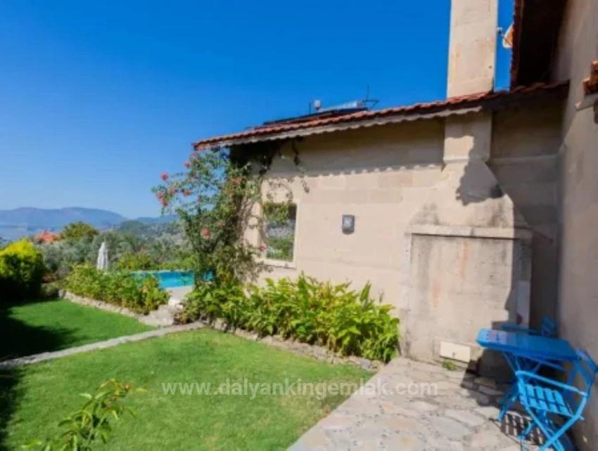 3+1-Zimmer Villa Zu verkaufen in Gökbel Bz. Ortaca - 909 m²