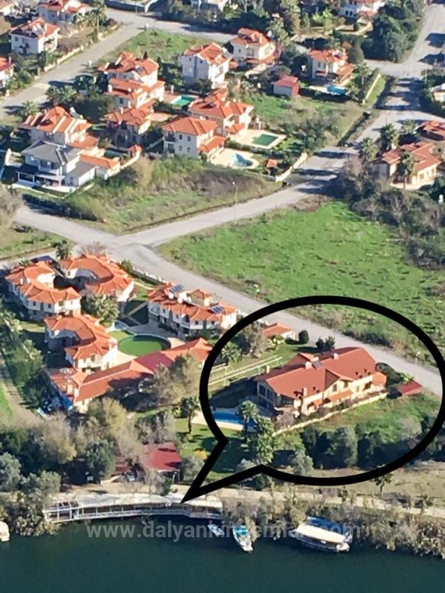 Prestigeträchtiges Leben Am See Und Investitionsmöglichkeit Mit Hoher Rendite