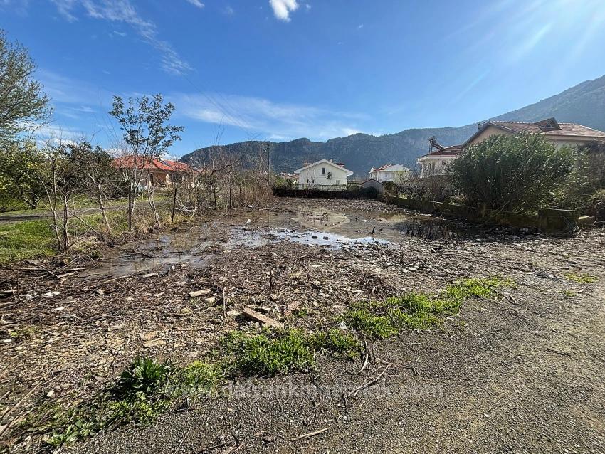 Eckgrundstück Mit Wohnzone Zum Verkauf In Muğla Dalyan Arıkbaşı