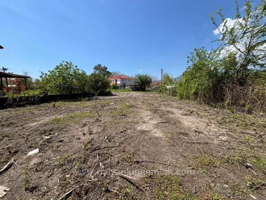 Eckgrundstück Mit Wohnzone Zum Verkauf In Muğla Dalyan Arıkbaşı