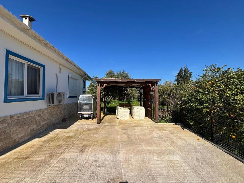 Privater Bungalow Zum Verkauf In Ortaca Okçular, Gelegen In Einem 459 M² Großen Garten!
