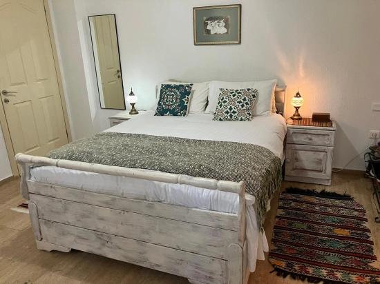 Einzigartige Mediterrane Villa Mit Separatem Apartment