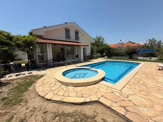 Bungalow Zum Verkauf In Der Gegend Von Dalyan Arıkbaşı