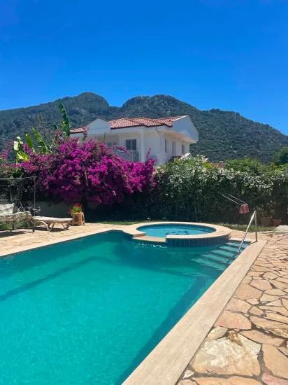 Bungalow Zum Verkauf In Der Gegend Von Dalyan Arıkbaşı