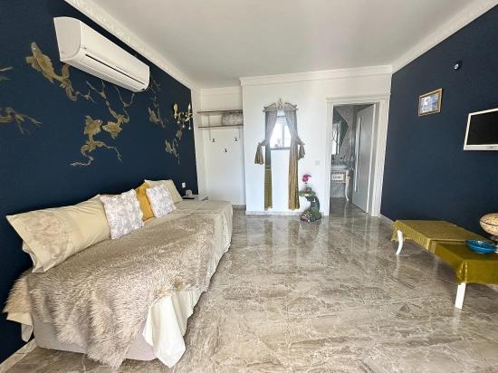 Luxuriöse Villa Mit 7 Schlafzimmern Und Unvergleichlichem Meerblick In Gökbel