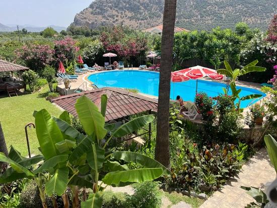 Dalyans Verstecktes Paradies: Luxuriöses Boutique-hotel Mit Garten, Ideal Für Investoren