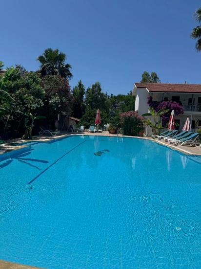 Dalyans Verstecktes Paradies: Luxuriöses Boutique-hotel Mit Garten, Ideal Für Investoren
