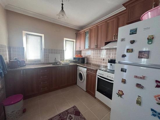 Freistehende Villa Mit Gemeinschaftspool In Einer Kleinen Anlage.