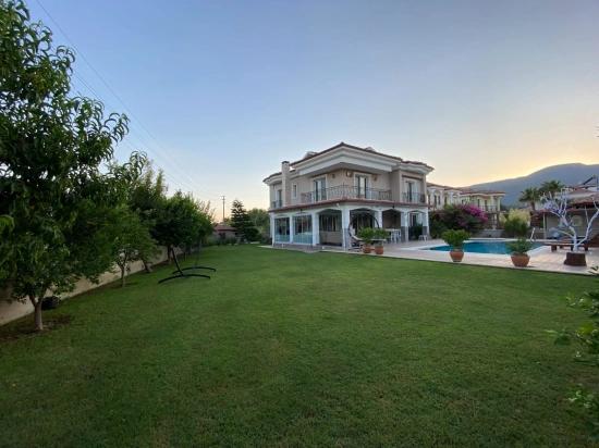 Luxuriöse Freistehende Villa Zum Verkauf In Dalyan Gülpınar