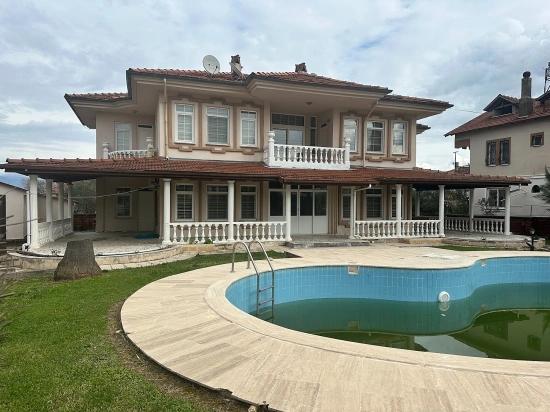 Ein Zeitloses Familienhaus Im Herzen Von Dalyan