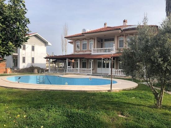 Ein Zeitloses Familienhaus Im Herzen Von Dalyan