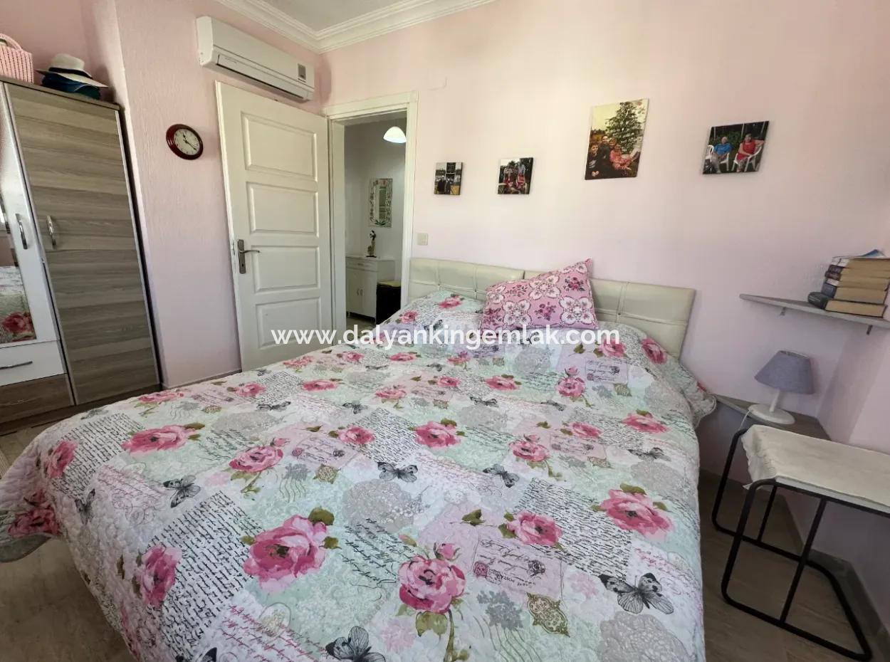 Modern 3 Bed Villa Close To Town