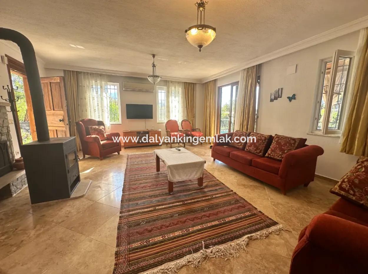 Rural Bungalow Ready For New Renter