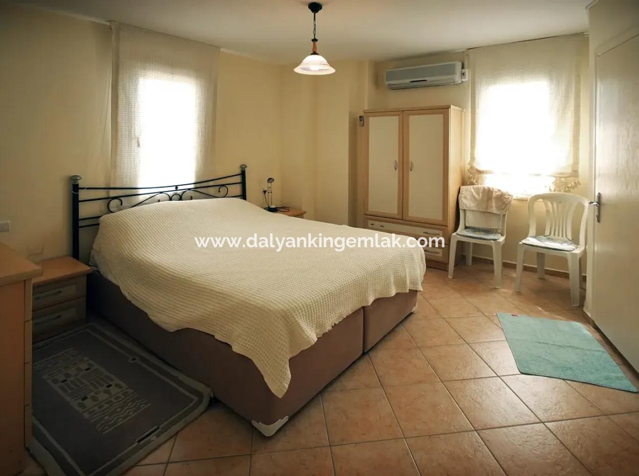 Detached Villa With Shared Pool And Lush Gardens In The Gülpınar Area Of Dalyan