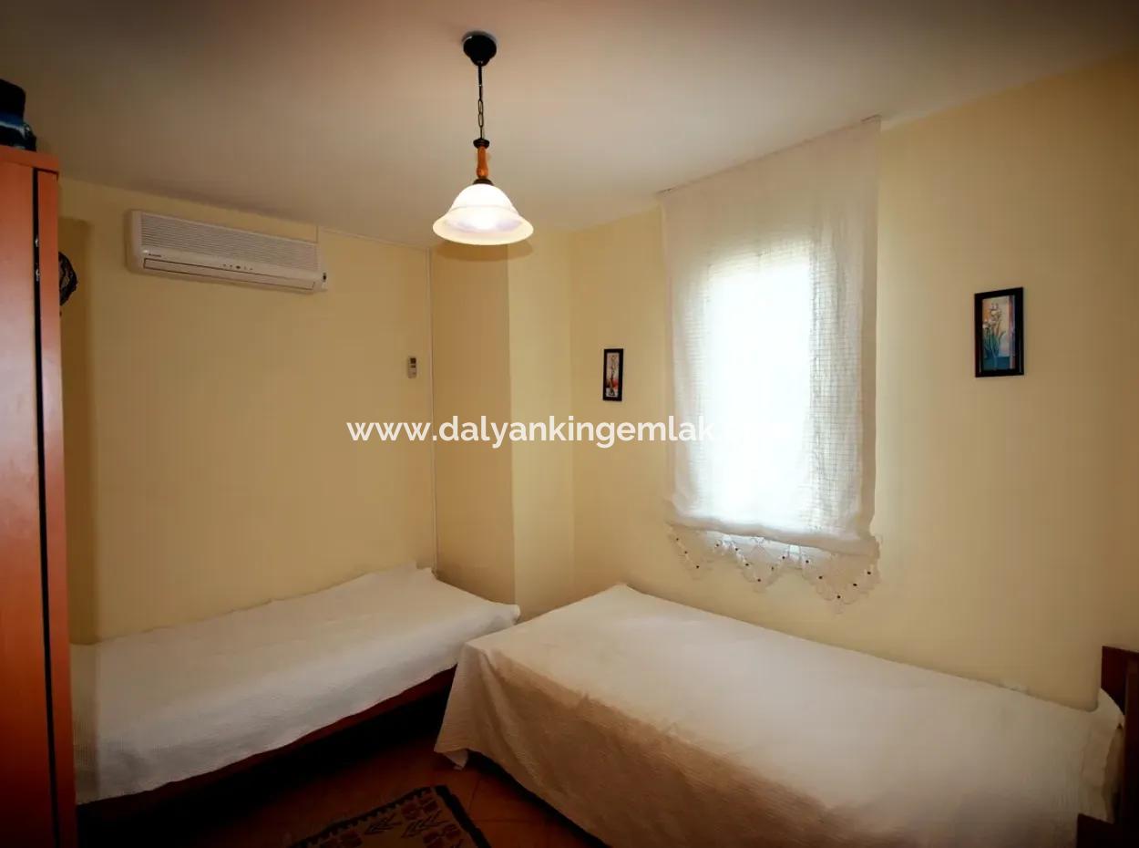 Detached Villa With Shared Pool And Lush Gardens In The Gülpınar Area Of Dalyan