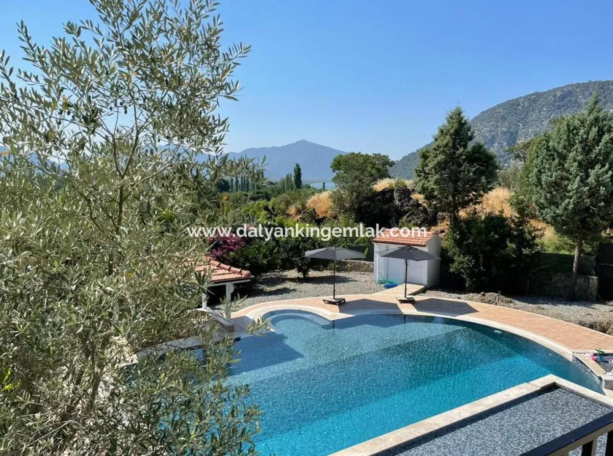 Villa Zu Verkaufen Çandir