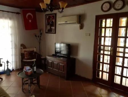 Charming Bungalow With Investment Potential