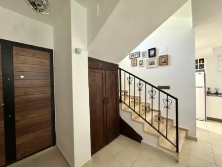 Stylish Semi-Detached Villa