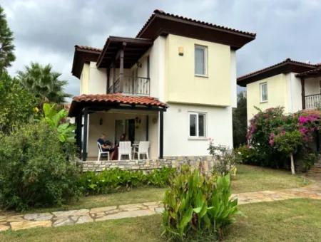 Detached Villa With Shared Pool And Lush Gardens In The Gülpınar Area Of Dalyan