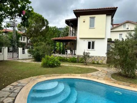 Detached Villa With Shared Pool And Lush Gardens In The Gülpınar Area Of Dalyan