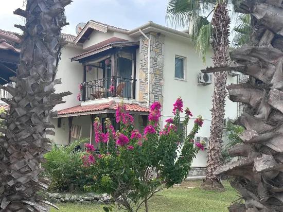 Dalyanda 1. Etage Apartment Und Geräumiger Schöner Garten