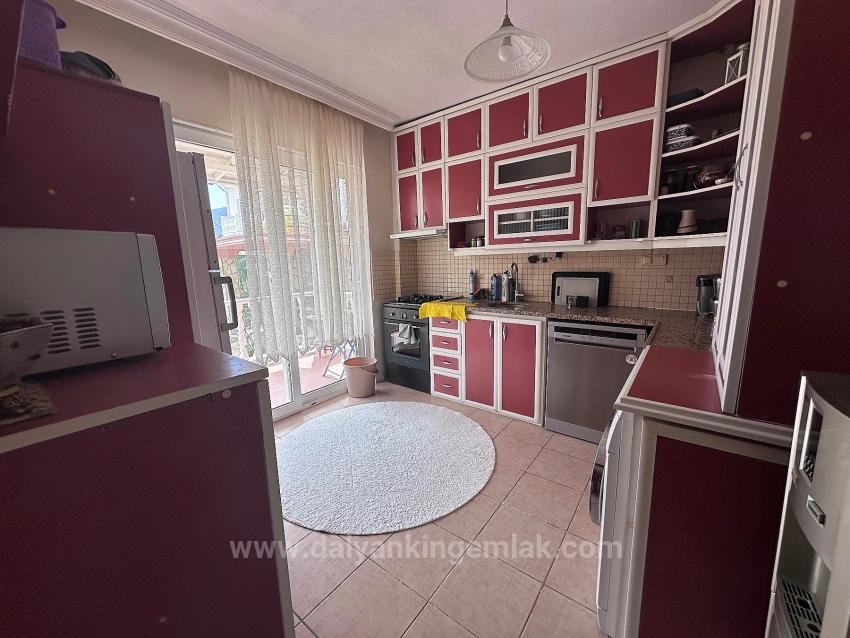 Characterful Villa Offers Great Potential.