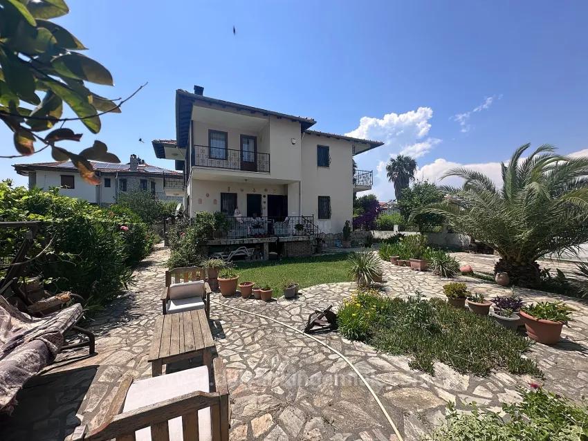 Spacious Village Home With Mountain Views And Mature Gardens
