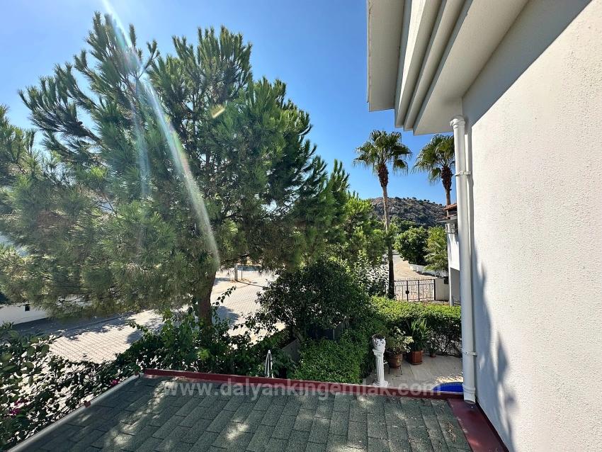 Semi-Detached Villa With Shared Pool In Dalyan Osmanağalar District
