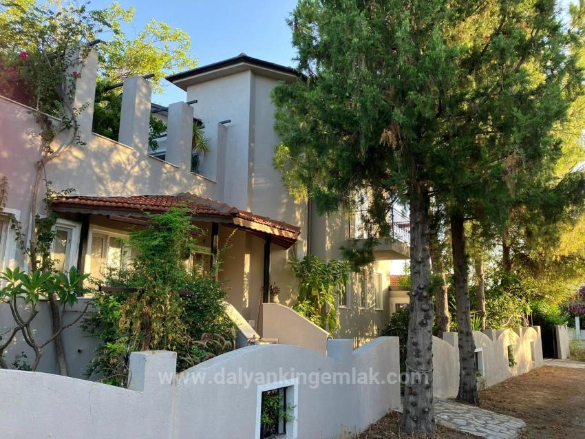 Unique Mediterranean Villa With Detached Apartment