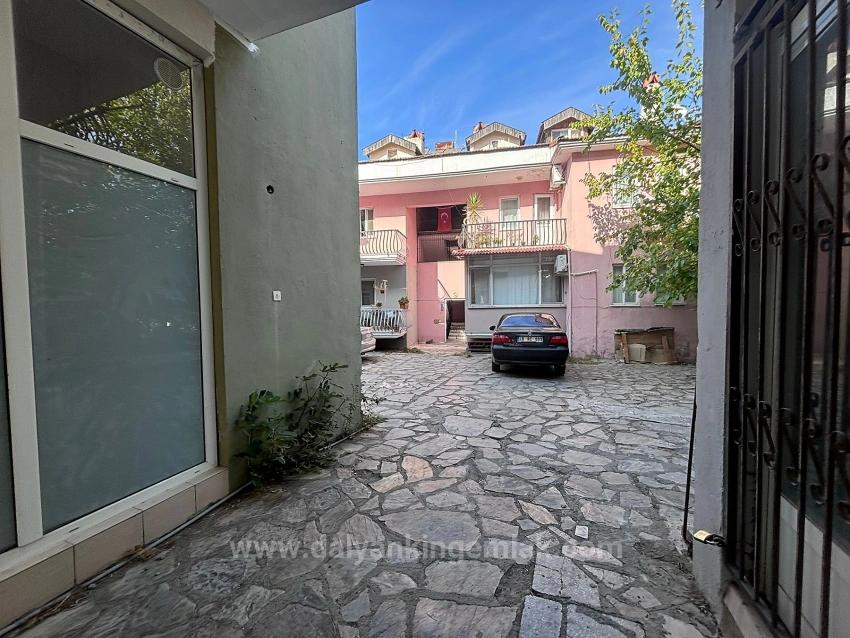 A 2-Bedroom Apartment With A Warm Home In The Center Of Dalyan.