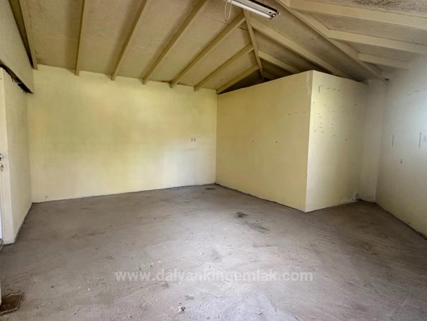 House For Sale In Dalyan Gülpınar On A 1000 M2 Plot Of Land.