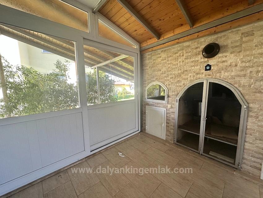 Great Opportunity For Dual Living – Unlimited Potential On A 1,000M² Plot