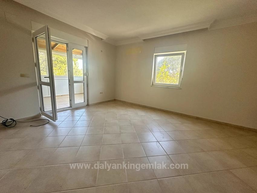 House For Sale In Dalyan Gülpınar On A 1000 M2 Plot Of Land.