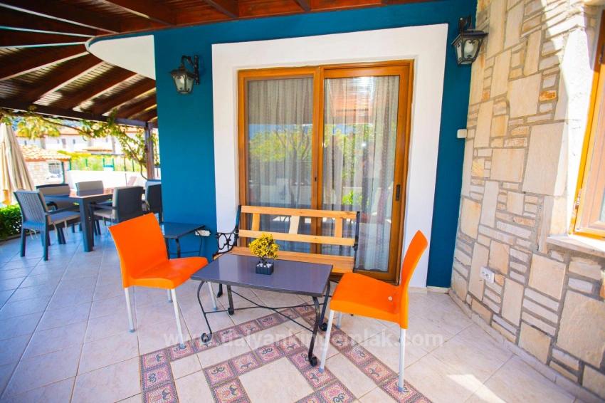 Stylish And Fully Renovated Private Villa