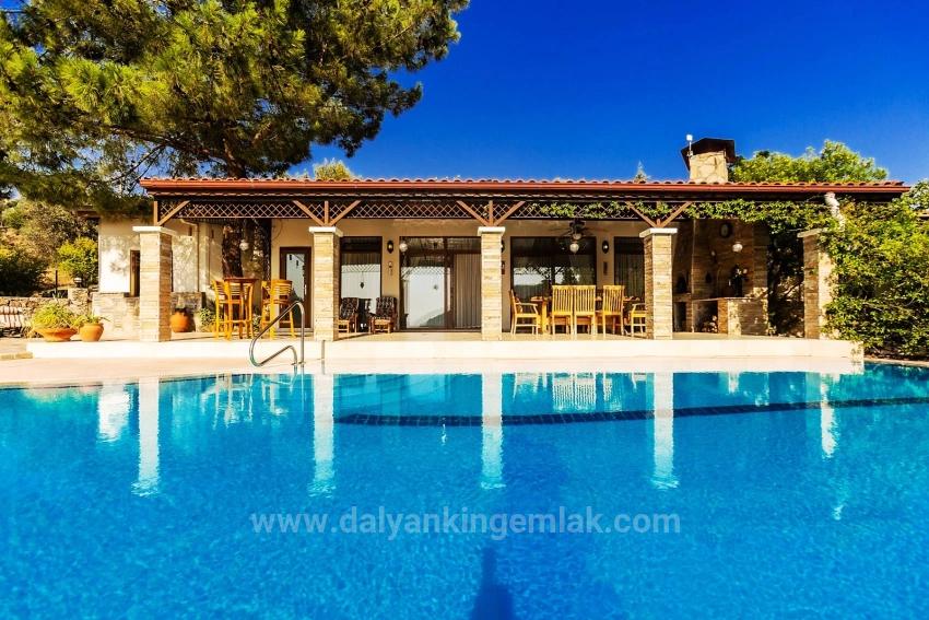 4+1 Bedroom Vip Villa For Sale in Gökbel Nbh. Ortaca - 8.000 m²