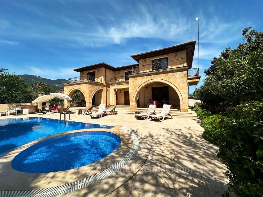 An Unparalleled, Palatial Villa In The Heart Of Dalyan.