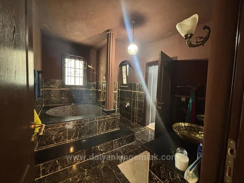 An Architecturally Unique Living Space