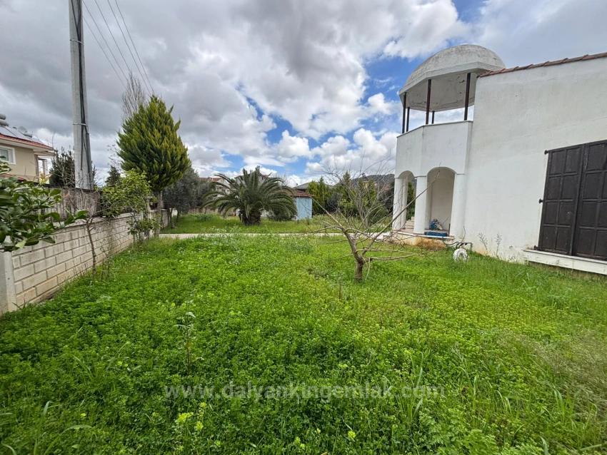 An Architecturally Unique Living Space