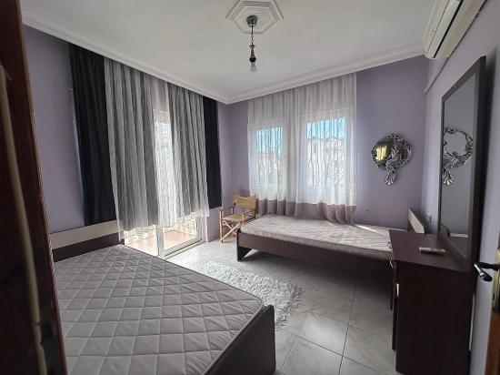 Characterful Villa Offers Great Potential.