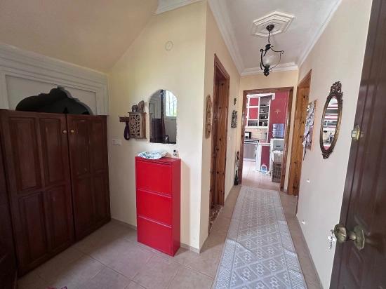 Characterful Villa Offers Great Potential.