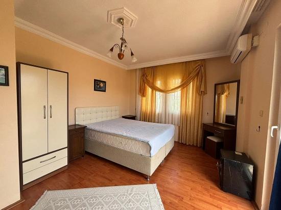 Characterful Villa Offers Great Potential.