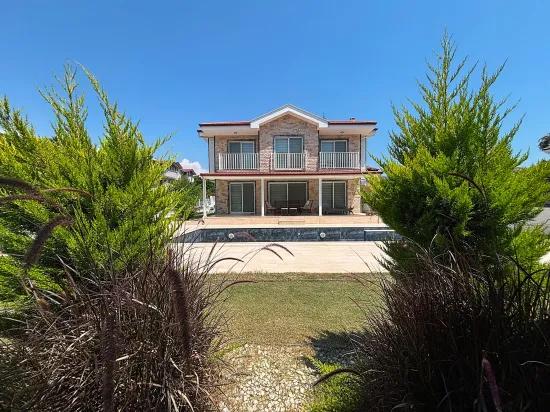 Villa Aurelia – Timeless Elegance Address