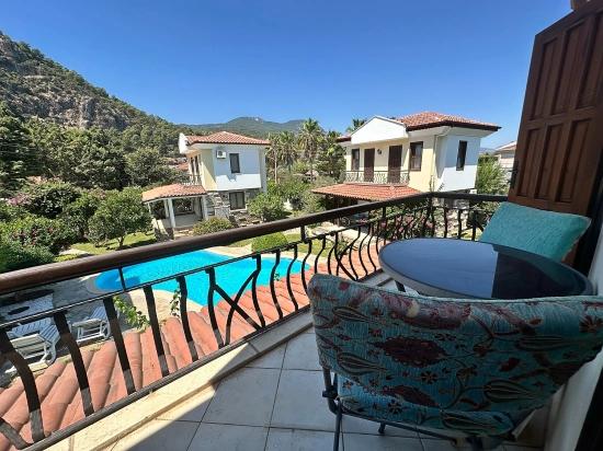 Two-bedroom Villa In A Charming Complex In Gülpınar, Dalyan.