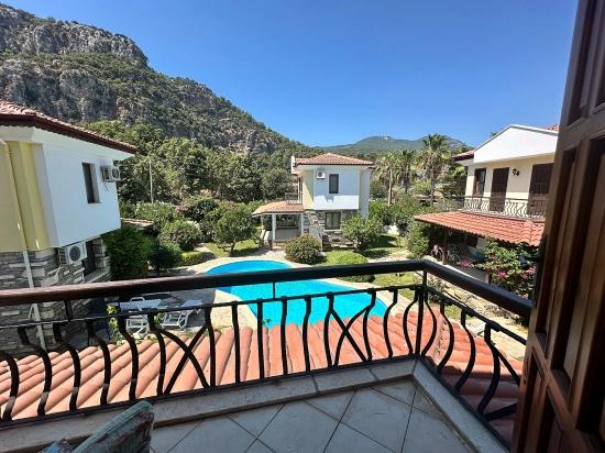 Two-bedroom Villa In A Charming Complex In Gülpınar, Dalyan.