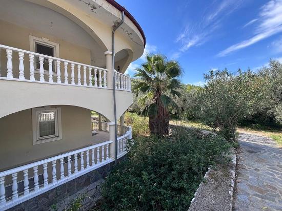An Exclusive Renovation Opportunity In The Tranquil Akkaya Valley